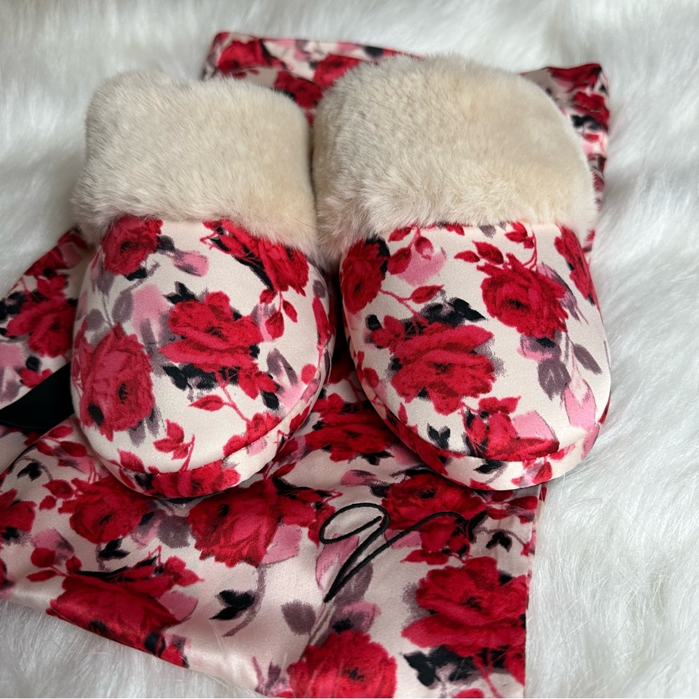 Victoria Secret Red Floral Slippers size large